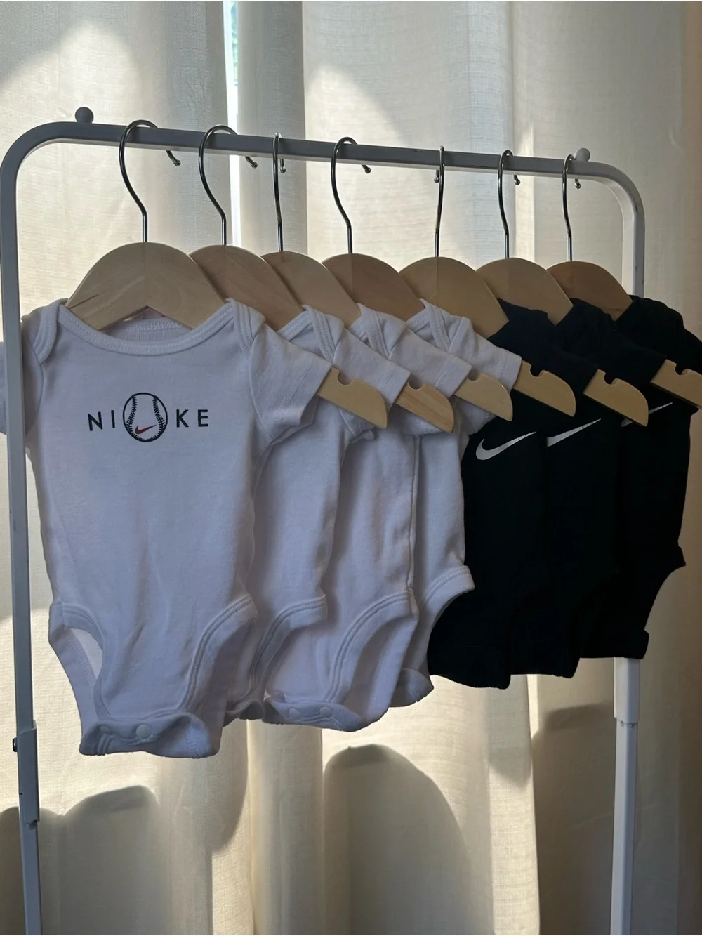 Nike Baby Cotton Onesie Bundle — White and Black